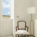 La Canonica Apartment *
