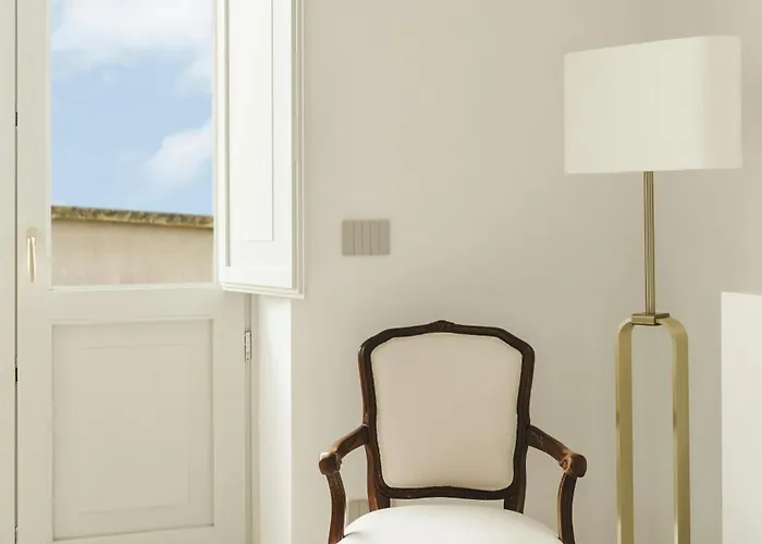 La Canonica Apartment *